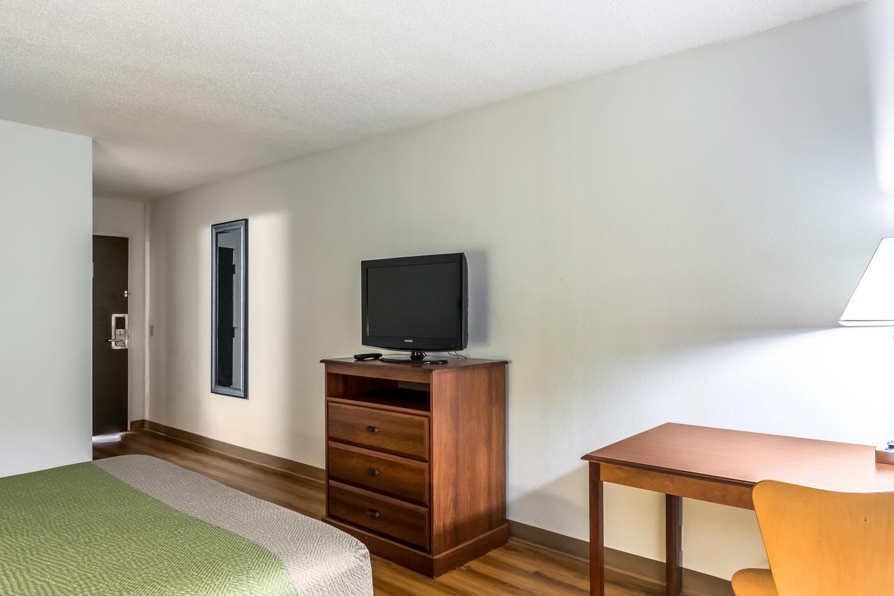 Motel 6-Petersburg, Va - Fort Lee Екстер'єр фото